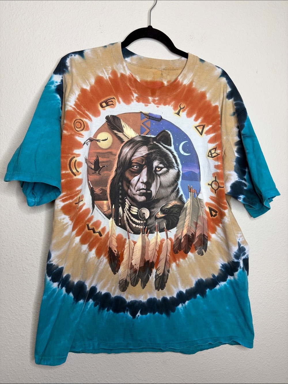 Liquid Blue | Men’s Native American Wolf Face Tie Dye T-shirt Size XL